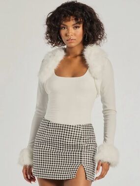 Chic Removable Faux Fur Long Sleeve Bolero
